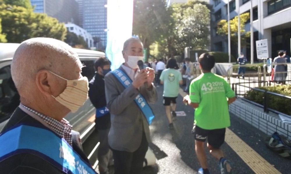 People suffering from the effects of air pollution have launched a lawsuit to demand that Japan’s Ministry of Health and Welfare pay their medical bills. (ANJ/ Pierre Boutier)