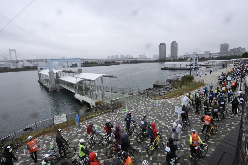 More than 2,000 cyclists took part in the Tokyo Grand Cycle race on Wednesday. (ANJ/ Pierre Boutier)