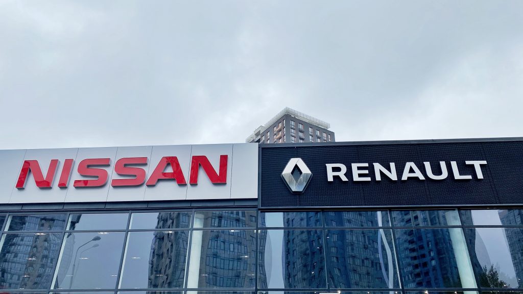 Nissan and Renault run into difficulties in discussions to redraw their partnership. (Shutterstock)