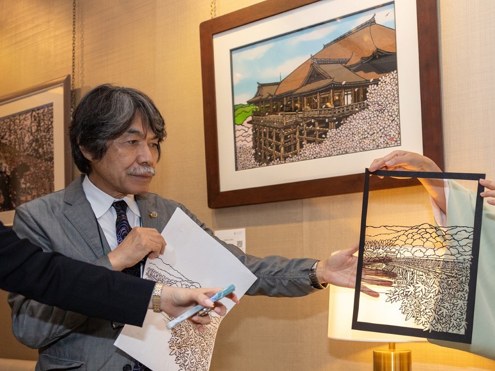 The Embassy of Japan hosted the KIRIÉ modern Japanese art exhibition and workshop in Riyadh, inviting KUBO Shu, a renowned Kirié Japanese paper cutting artist to the Saudi capital.