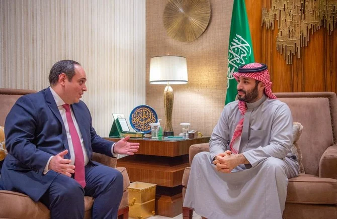 Saudi Arabia’s Crown Prince Mohammed bin Salman receives the Secretary-General of the BIE Dimitri Kerkentzes in Riyadh. (SPA)