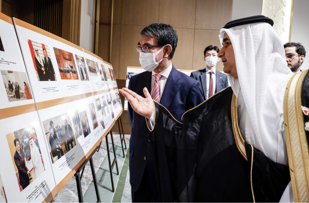 The Embassy of Bahrain in Tokyo held a reception to celebrate the anniversary of the accession of the King and Bahrain’s National Day. (ANJ)