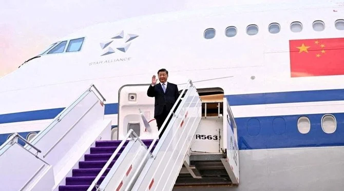 Chinese President Xi Jinping arrives in Riyadh, Saudi Arabia, Dec. 7, 2022. (Reuters)