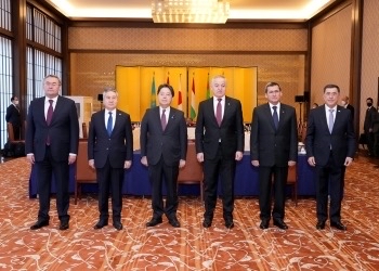 Foreign Ministers of Japan and five Central Asian countries affirmed the importance of mutual cooperation as partners. (ANJ)
