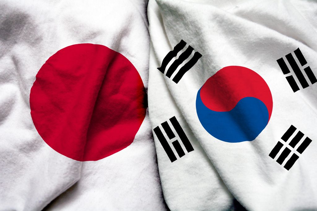 Japan and South Korea to strengthen ties. (Shutterstock)