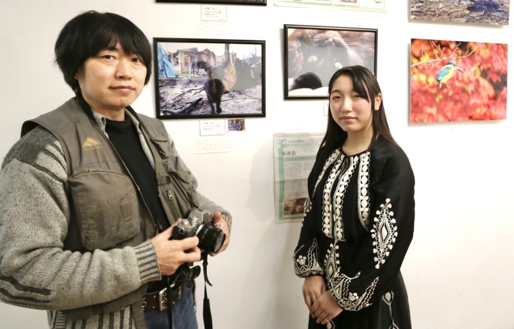Photojournalist Aisha and her father Rei Shiva. (ANJ)