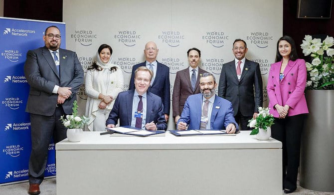 The Saudi delegation signs a letter of intent that will unlock promising markets as part of KSA’s economic reform. (SPA)