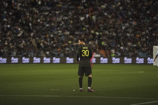 Cristiano Ronaldo led a Riyadh Season select XI of players chosen from Al-Hilal and his new club, Al-Nassr, against a Paris Saint-Germain team featuring Lionel Messi, Neymar and Kylian Mbappe. (AN Photo/Abdulrahman Shalhoub)