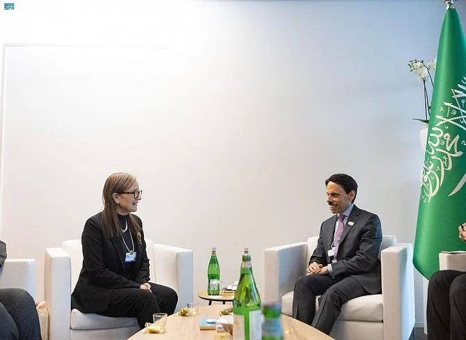 Saudi Foreign Minister Prince Faisal bin Farhan and Tunisia’s Prime Minister Najla Bouden meet on the sidelines of World Economic Forum in Davos. (SPA)