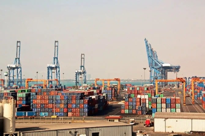 The GASTAT report noted that the Kingdom’s non-oil exports excluding re-exports also decreased by 18 percent year-on-year in November 2022.  (Shutterstock)
