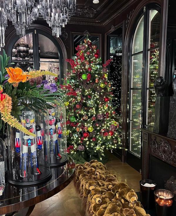 Plein wished his followers a happy new year and posted photos of his home, featuring not just one Grendizer statue, but three. (Instagram/@philippplein)