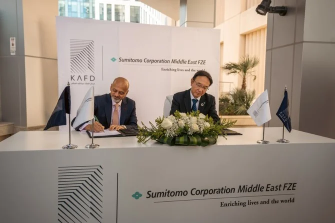 The products manufactured by Sumitomo in Japan use state-of-the-art technology that will be applied in KAFD to reflect infrared radiation (Abdulrahman Shalhoub)