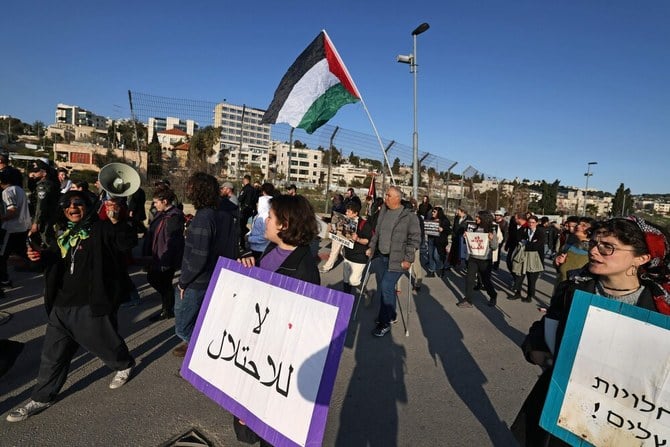 Israel’s right-wing government on Friday was accused of stepping up its unprecedented campaign against Palestinian prisoners and their families in occupied Jerusalem. (AFP/File)
