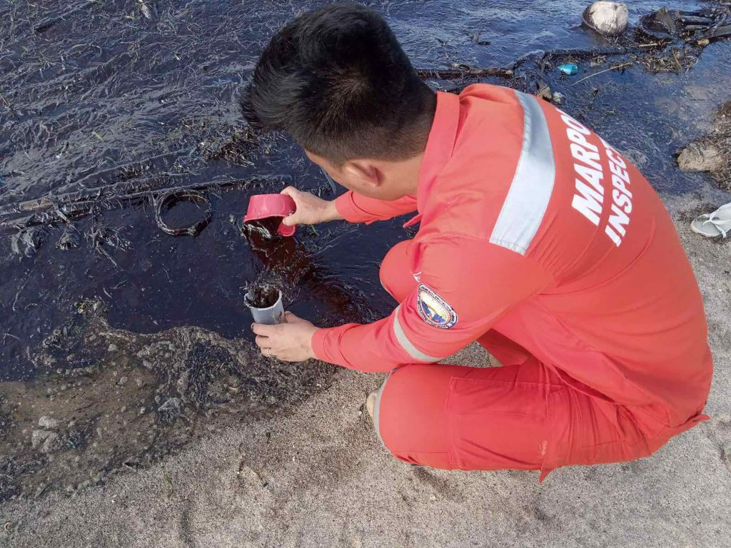 Japan said it made the decision to dispatch the JDR Expert Team to the Philippines on humanitarian grounds and for marine environment conservation. (AFP)