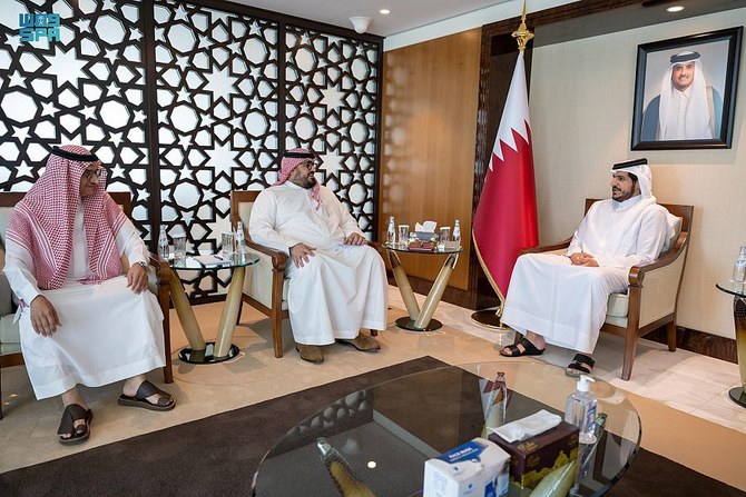 Saudi Minister of Economy and Planning Faisal bin Fadhel Al-Ibrahim meets with Qatari Minister of Commerce and Industry Sheikh Mohammed bin Hamad Al Thani in Doha. (SPA)