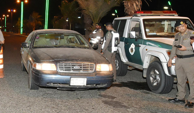 Saudi police have arrested hundres of illegals breaching country’s lawSaudi police have arrested hundres of illegals breaching country’s law. (SPA)