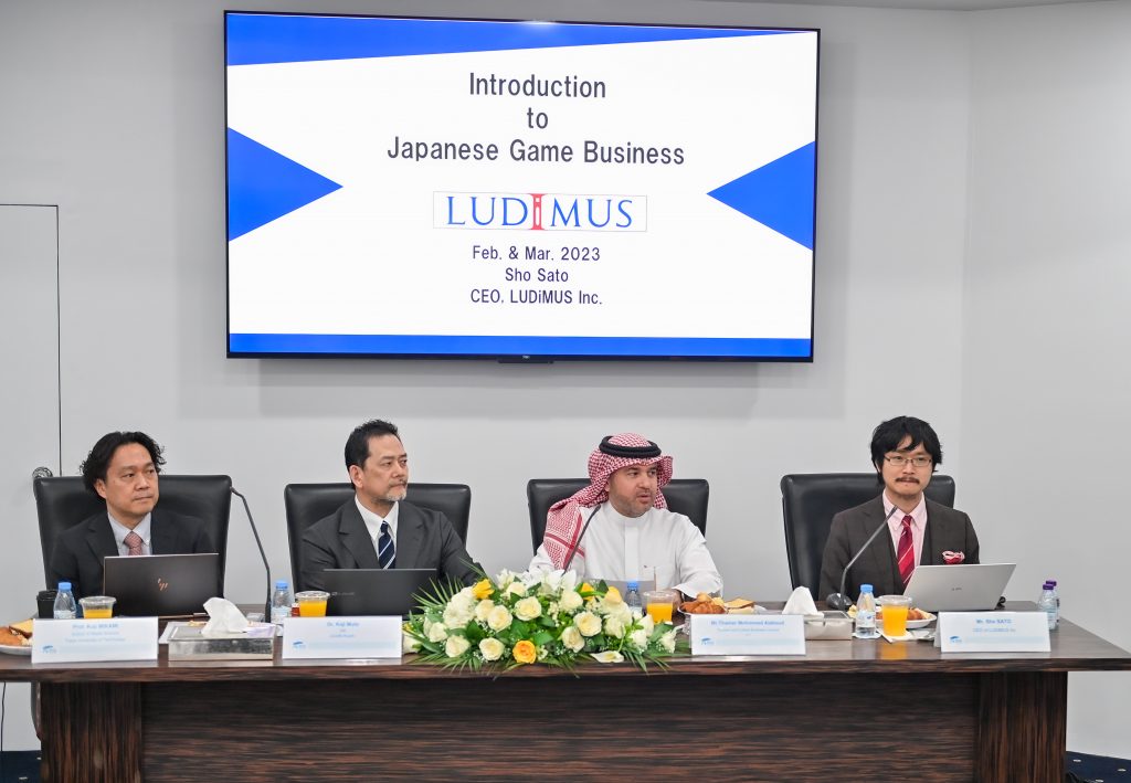 From left, Koji Mikami, professor of school media science at Tokyo University of Technology, on the right side, Sho Sato, CEO of LUDiMUS, next to him is Thamir Al-Abood, representative of the Tourism and Culture Committee in Jeddah Chamber of Commerce and Industry. (AN photo by: Ali Khamaj)