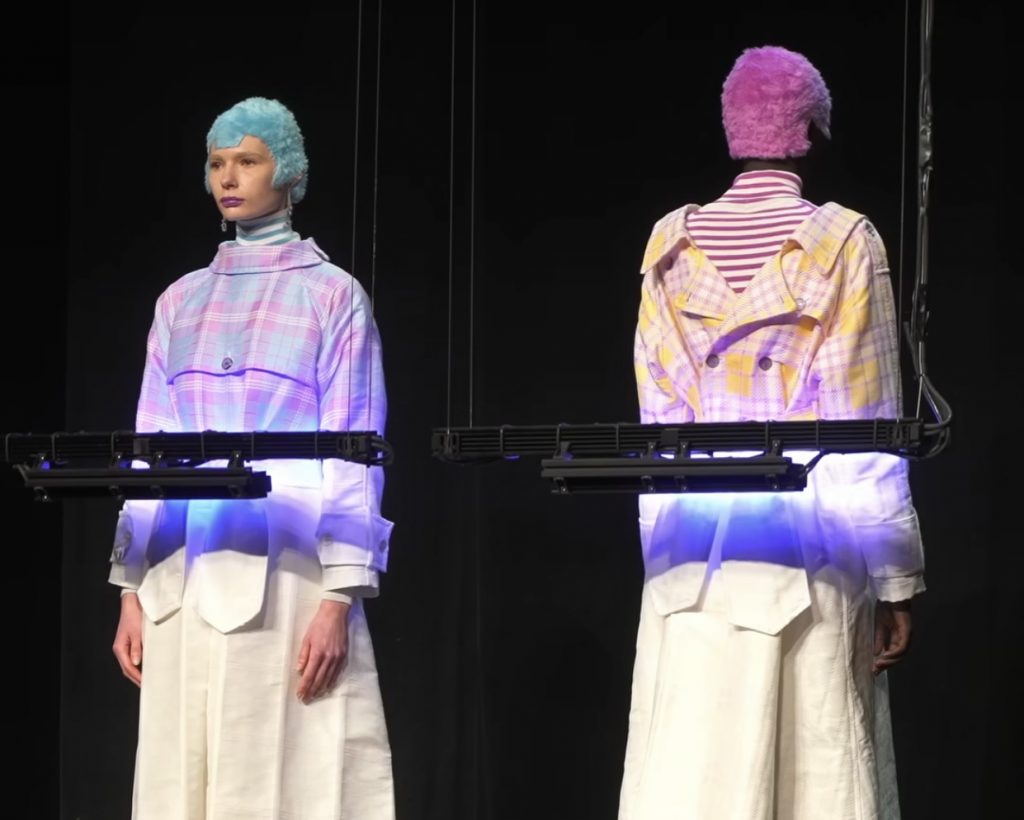 The collection from Anrealage is seen changing color when exposed to UV-light at the Autumn-Winter Paris Fashion Week, 2023-2024. (Instagram/Anrealage)