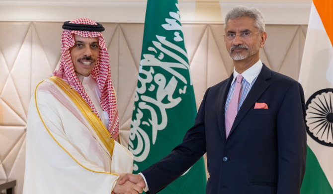 Saudi Foreign Minister Faisal bin Farhan meets Indian counterpart Subrahmanyam Jaishankar in New Delhi on Friday. (Photo/Saudi Ministry of Foreign Affairs)