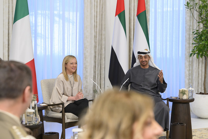 Giorgia Meloni was received at the presidential palace in Abu Dhabi by UAE President Sheikh Mohamed bin Zayed Al-Nahyan. (WAM)