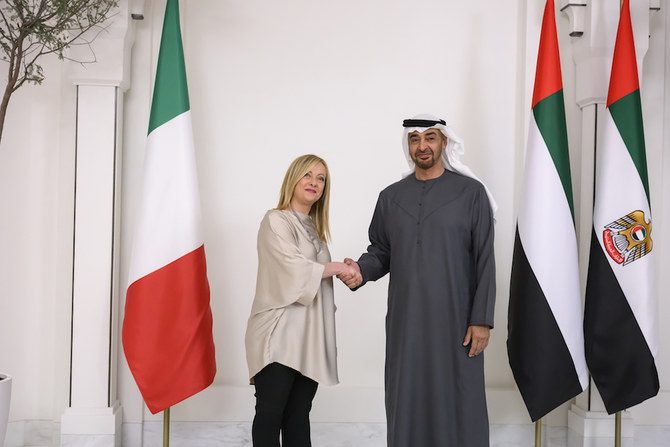 Giorgia Meloni was received at the presidential palace in Abu Dhabi by UAE President Sheikh Mohamed bin Zayed Al-Nahyan. (WAM)