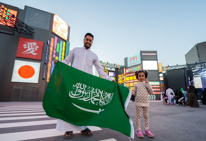 The green flag was hoisted on every corner throughout the city. (Ali Fayyaz)