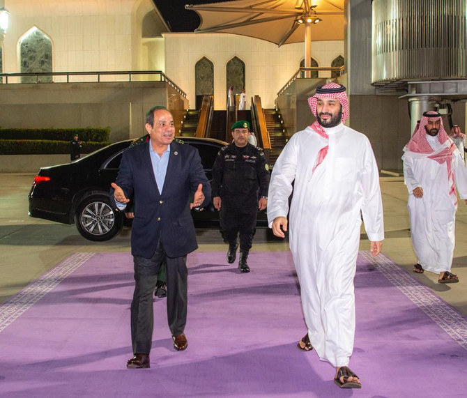 El-Sisi then left Jeddah where he was seen off at the airport by the crown prince and Saudi senior officials. (SPA)