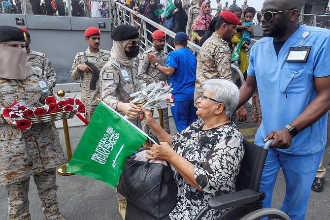 Saudi Arabia evacuated almost 5,000 people from Sudan since the start of its mission. (SPA)
