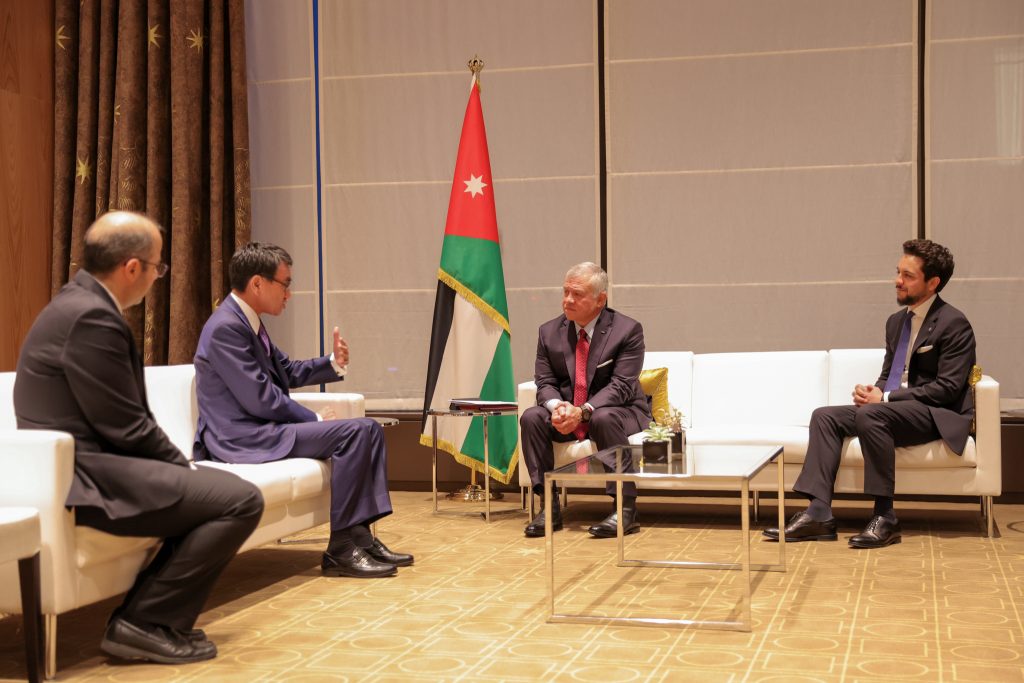 King Abdullah underscored opportunities for bolstering cooperation in the digital economy, cybersecurity, renewable energy, tourism and investments in public and private partnerships. (Twitter/@RHCJO)