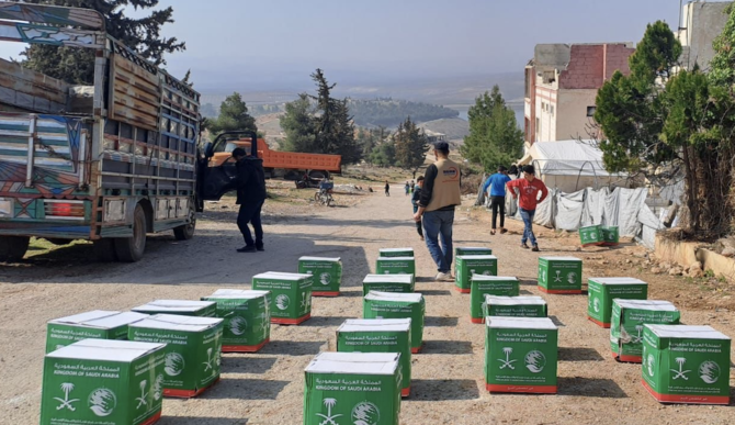 The King Salman Humanitarian Aid and Relief Center is continuing its efforts around the world with the provision of food aid to people in need. (@KSRelief)