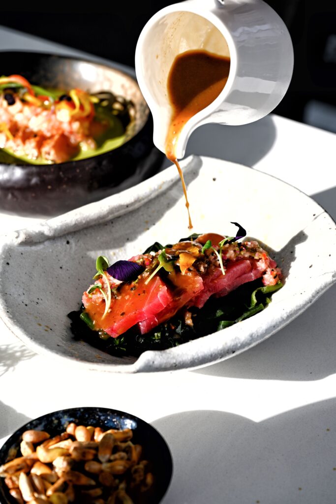 Two female chefs share stories about Peruvian and Nicaraguan heritage through food and mixology. (ANJ)
