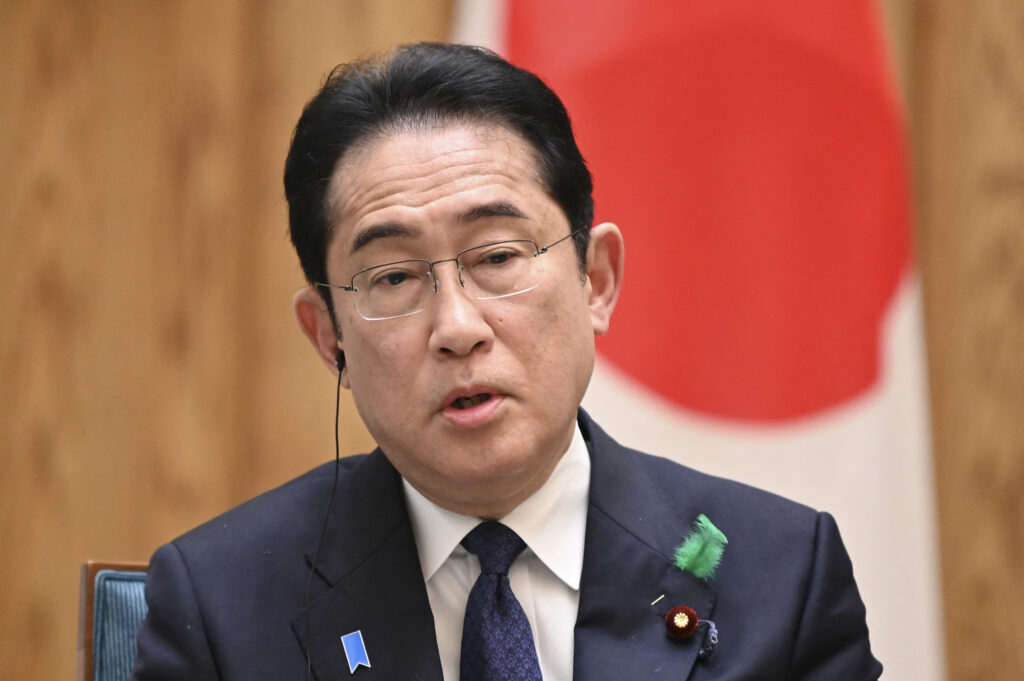 Akiba conveyed to Yoon Kishida's message that he decided to visit South Korea as he highly evaluates Yoon's resolve to improve the two countries' relations. (AFP)