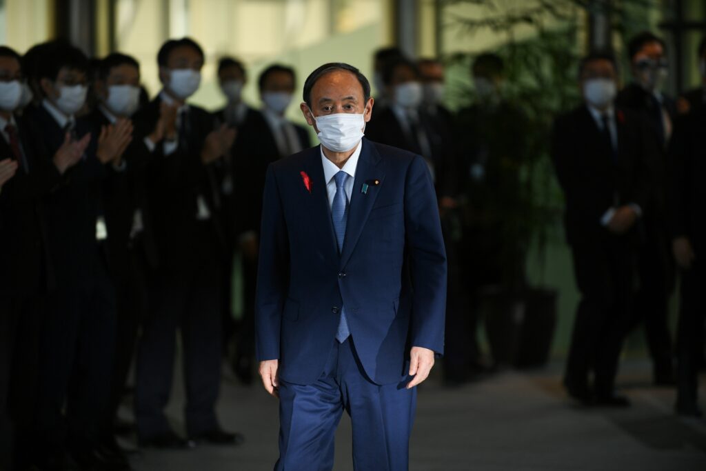 Suga noted that the power to dissolve the Lower House belongs to incumbent Prime Minister KISHIDA Fumio. (AFP)