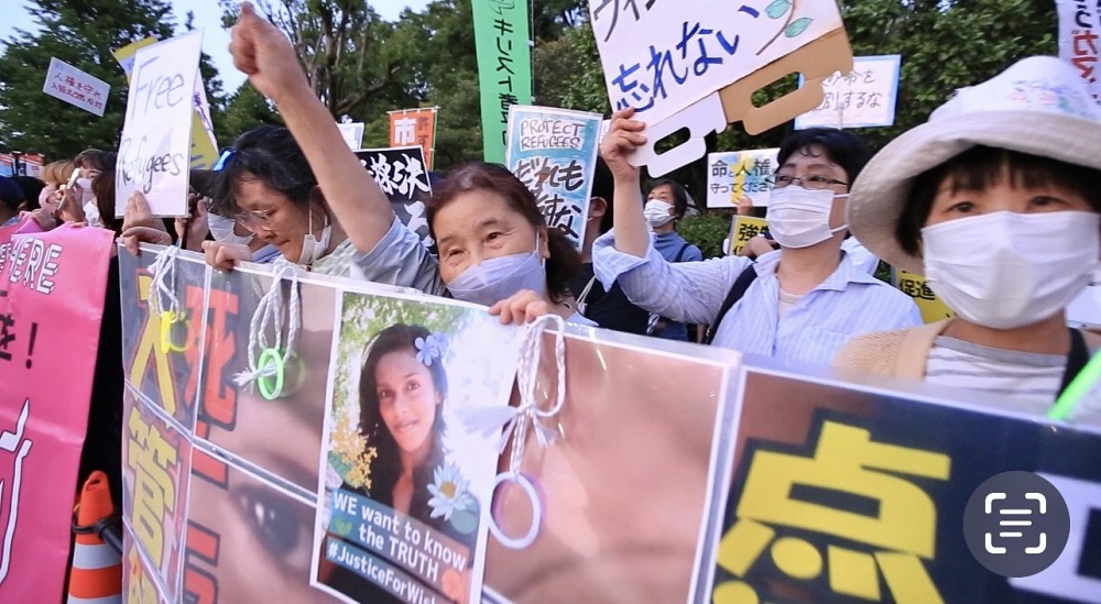 Several thousand Japanese demonstrated in front of Japan’s parliament on Monday ahead of the final vote on the law to reform immigration in Japan. (ANJ)