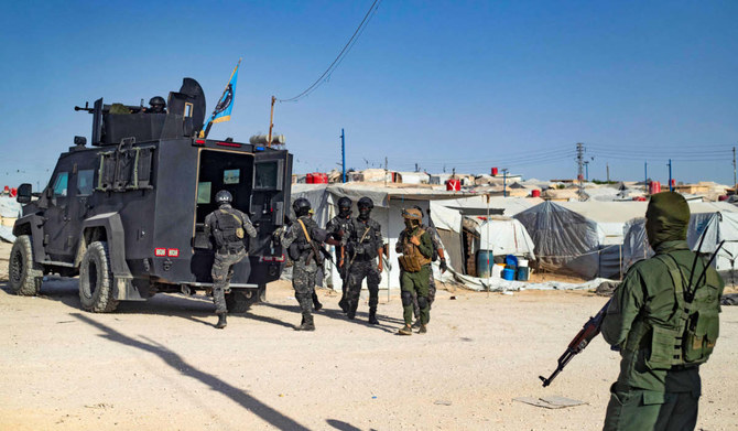 A picture shows the Kurdish-run al-Hol camp, which holds relatives of suspected Daesh group fighters in the northeastern Hasakeh governorate, during a security operation by the Kurdish Asayish security forces and the special forces of the Syrian Democratic Forces, on August 26, 2022. (AFP)