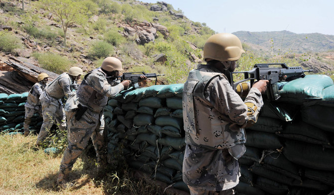 Saudi border guards keep watch along the border with Yemen in the al-Khobh area in the southern Jazan province on October 3, 2017. (AFP)