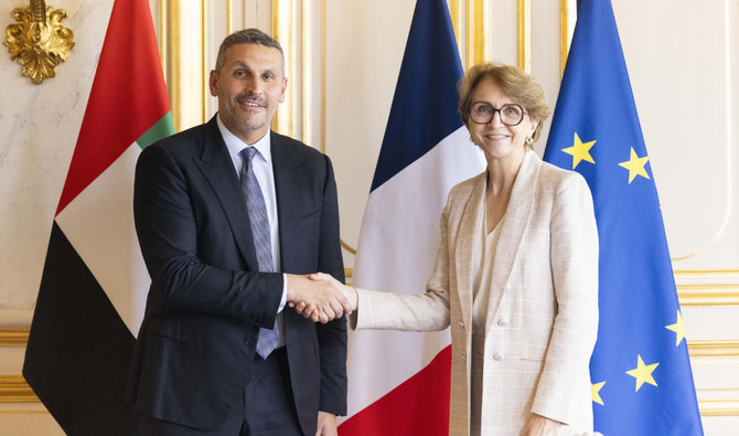 The UAE and French representatives underlined their long-term commitment to cooperative projects such as the Louvre Abu Dhabi and Sorbonne University Abu Dhabi. (WAM)