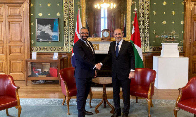 Jordan’s Foreign Affairs Minister Ayman Safadi on Monday discussed with his British counterpart James Cleverly ways of boosting cooperation between the two countries, the Jordan News Agency reported. (Twitter: @ForeignMinistry)