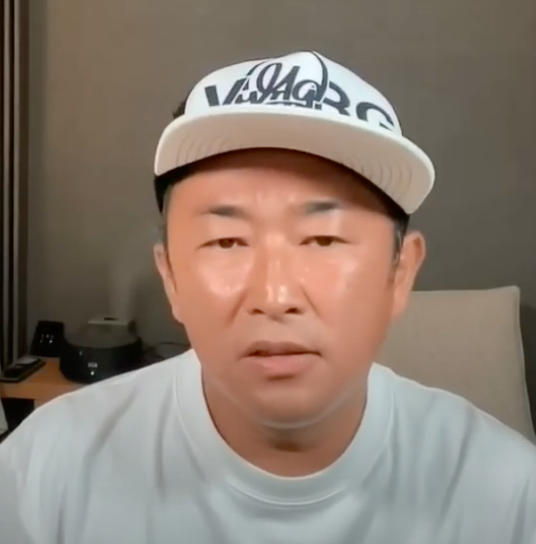 Tokyo's Metropolitan Police Department suspects that GaaSyy, 51, whose real name is Yoshikazu Higashitani, withdrew the money somehow while he was staying in the United Arab Emirates (UAE).