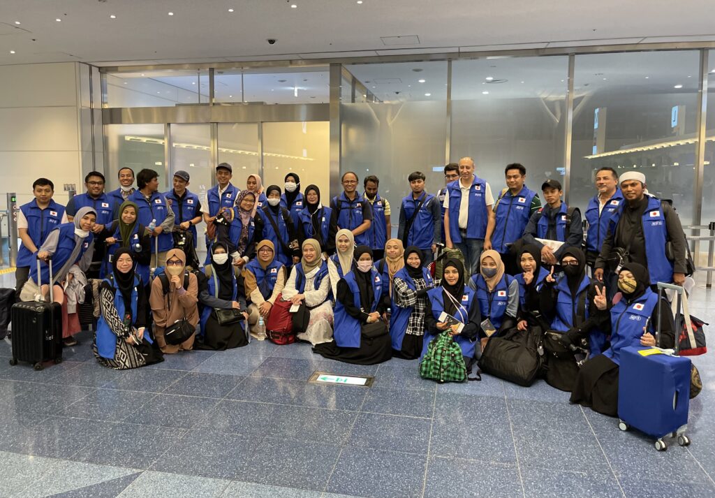Most of the pilgrims are residents of Japan who come from Indonesia. (ANJ)