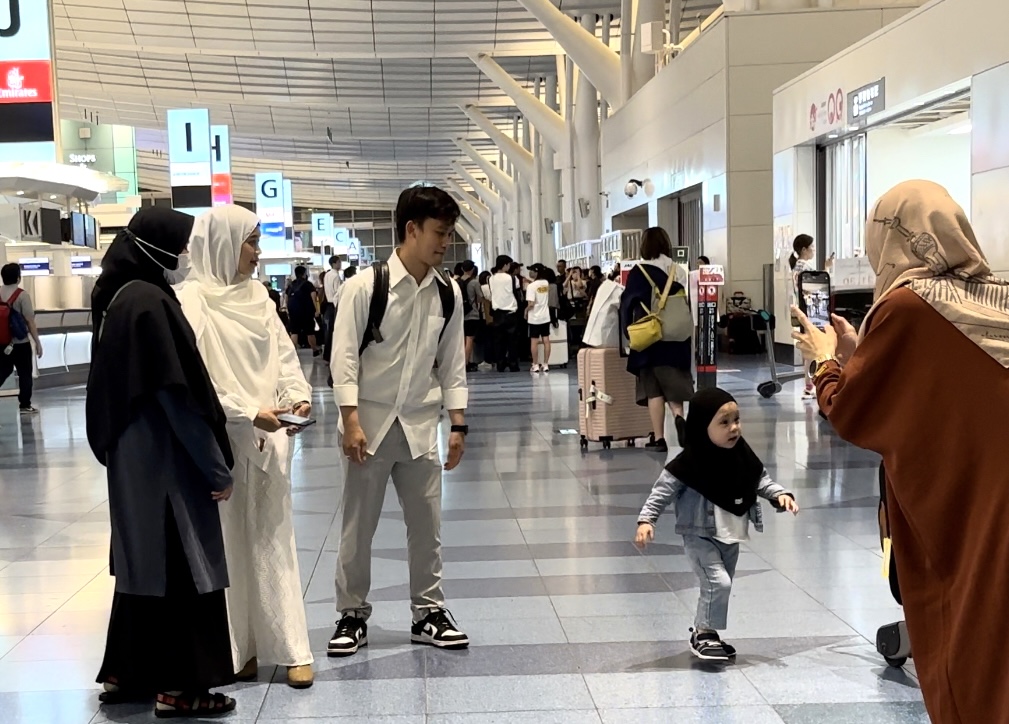 Most of the pilgrims are residents of Japan who come from Indonesia. (ANJ)