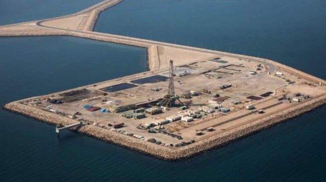 Al-Durra gas field (File/Asharq Al-Awsat)