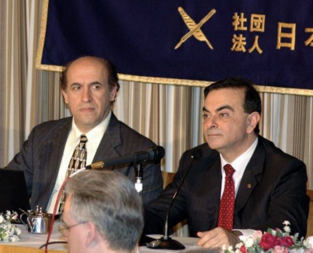 File photo of Carlos Ghosn (right) at a press conference at the Foreign Correspondents’ Club of Japan. (ANJ) 