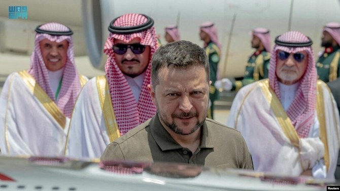 Ukrainian President Volodymyr Zelensky arrives to attend the Arab League Summit in Jeddah, Saudi Arabia, May 19, 2023. (SPA)