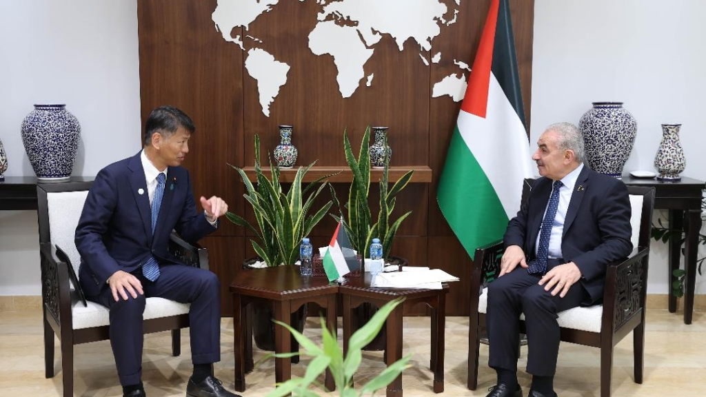 During his visit to Palestine, Yamada met with Palestinian Prime Minister Mohammed Shtayyeh in Ramallah. (WAFA)