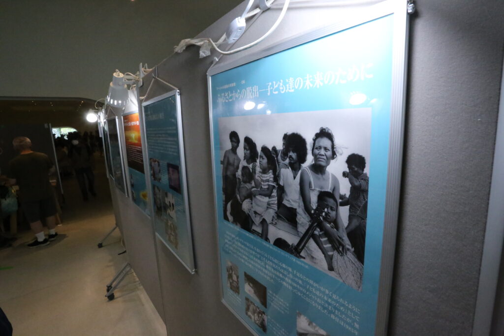 A photo exhibition is being held in Tokyo to mark events taking place around the country in opposition to the use of nuclear weapons. (ANJ)