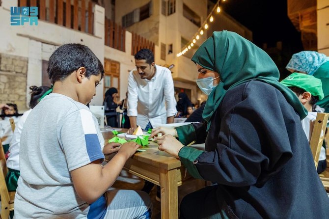 Saudi Arabia’s Royal Institute of Traditional Arts organized programs that align with its core responsibilities of preserving living treasures, offering training and education, and promoting traditional arts. (SPA)