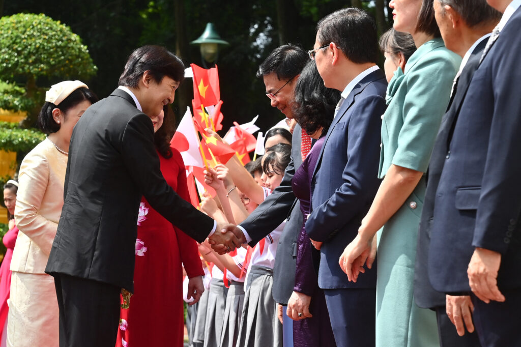 Crown Prince Akishino told Xuan that he is 