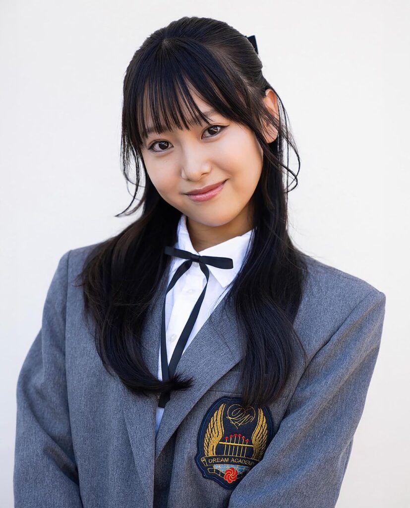 Hinari is a 14-year-old Japanese contestant and the youngest one on the show (@hina_rinchan on Instagram)
