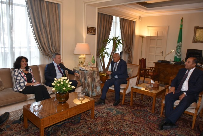 Arab League’s Secretary-General Ahmed Aboul Gheit met with UNRWA’s Commissioner-General Philippe Lazzarini where they discussed financial challenges facing the agency. (Twitter: @arableague_gs)
